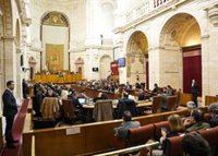 El Parlamento andaluz estrena este jueves nueva legislatura con mayoría femenina y 55 "caras nuevas"