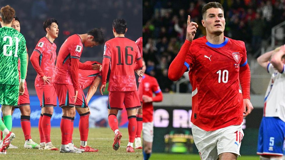 La selección de Corea del Sur, después de un partido internacional (izq), y el delantero Patrik Schick celebra un gol con la selección de Chequia.