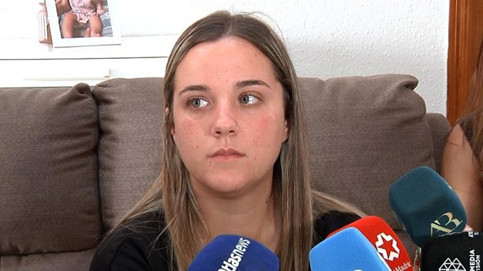 La madre de la bebé fallecida en Bormujos (Sevilla) en declaraciones a la prensa.