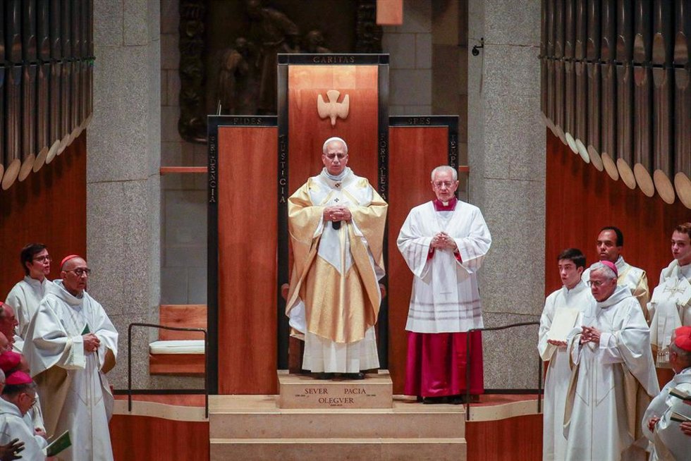El Papa León XIV preside la celebración de la Santa Misa, en la Sagrada Familia, a 10 de junio de 2026, en Barcelona, Catalunya (España). 