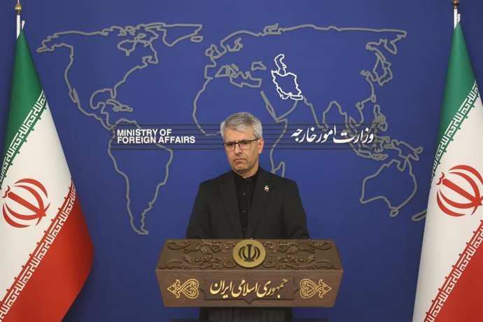 El portavoz del Ministerio de Exteriores de Irán, Esmaeil Baqaei, durante una rueda de prensa el 1 de junio de 2026 (archivo)