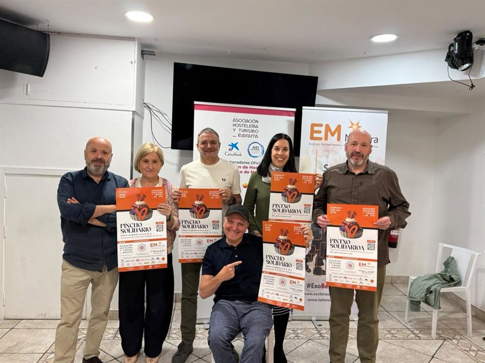 Presentación de la iniciativa solidaria 'Cómete un pincho en favor de EM Navarra'