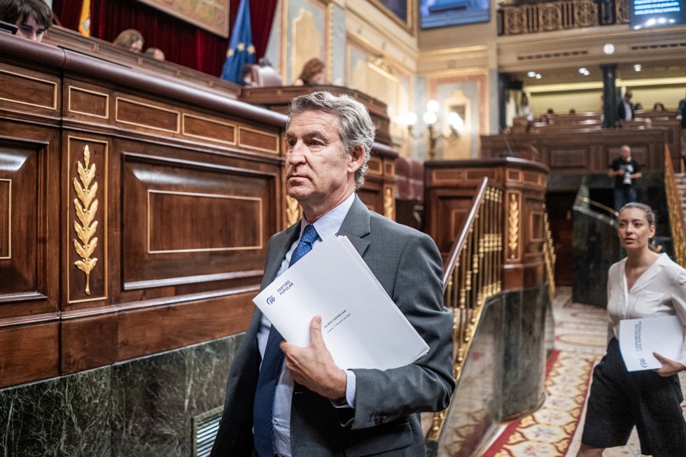 El presidente del PP, Alberto Núñez Feijóo, durante un pleno en el Congreso de los Diputados, a 11 de junio de 2026, en Madrid (España).