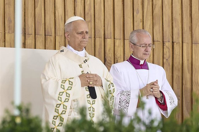 El Papa León XIV preside la misa de la festividad del Corpus Christi, en la Plaza de Cibeles, en la Plaza de Cibeles, a 7 de junio de 2026, en Madrid (España). El Papa León XIV oficia la solemnidad del Corpus Christi en Madrid con una misa y posterior pro