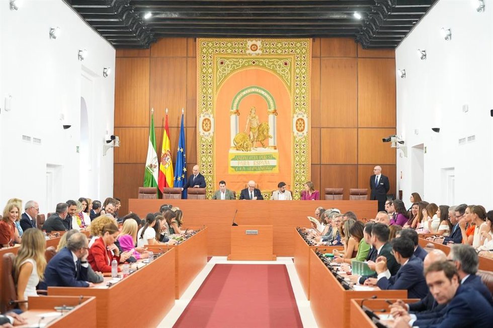 Pleno de constitución de la XIII legislatura del Parlamento andaluz.