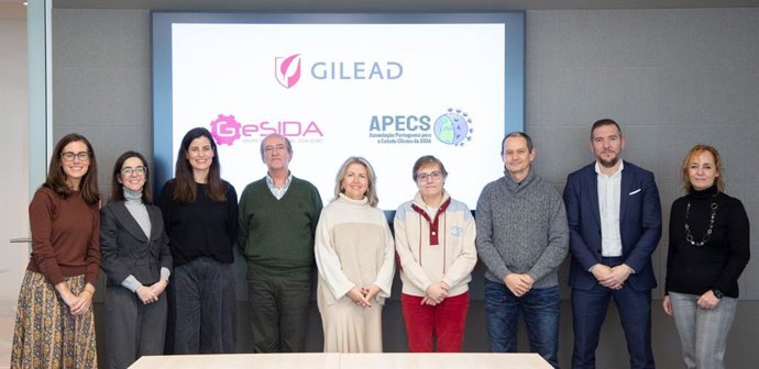 Gilead, GeSIDA y APECS activan primeros algoritmos clínicos en atención de VIH en migrantes y personas que hacen chemsex