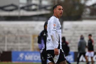 Futbol, Palestino vs Colo Colo. Fecha 21, Liga de Primera 2025. El jugador de Colo Colo Javier Correa es fotografiado durante el partido de primera division contra Palestino disputado en el Estadio Municipal de La Cisterna, Santiago,