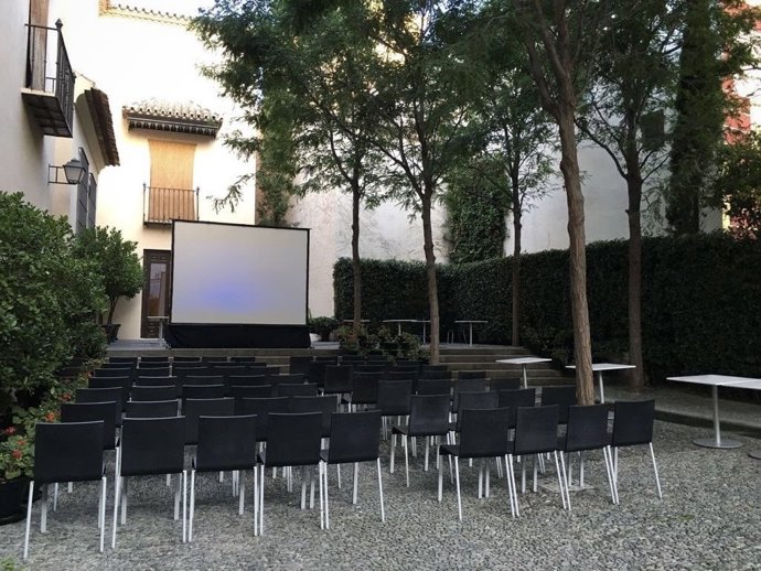 El jardín del Museo Picasso Málaga