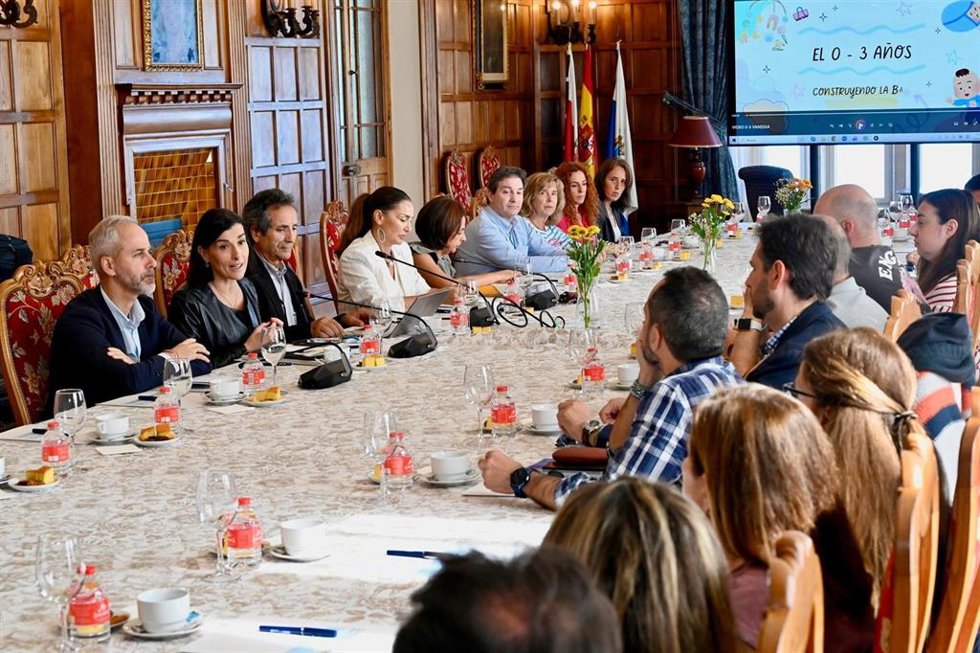 Jornada de entrega de distinciones a los centros participantes en el programa TEI