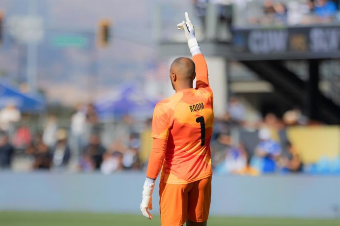 Archivo - June 17, 2025, San Jose, California, United States: Curacao goalkeeper Eloy Room #1 during the during the 2025 CONCACAF Gold Cup Group B match between Curacao and El Salvador at PayPal Park. on June 17, 2025 in San Jose, California.