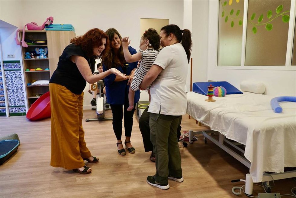 Fundación Unicaja y Fundación Cudeca impulsan el programa de cuidados paliativos pediátricos Moving-Pal.