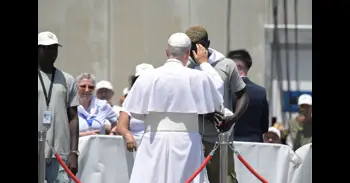 El relato de una mujer víctima de trata ante el Papa: "Me quitaron a mi bebé para obligarme a prostituirme"