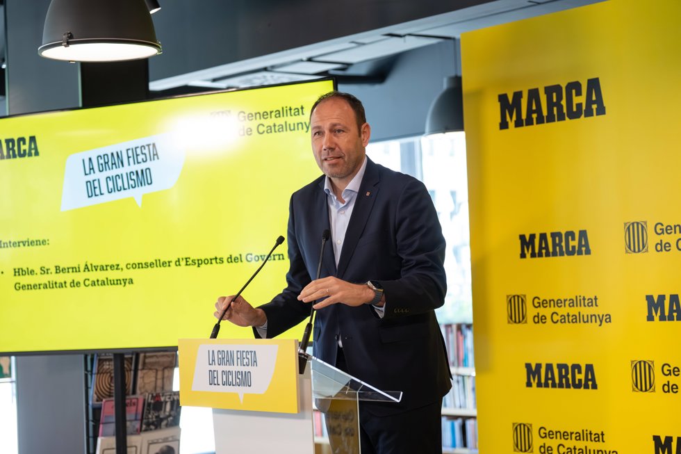 El conseller de Deportes de la Generalitat, Berni Álvarez, durante su intervención
