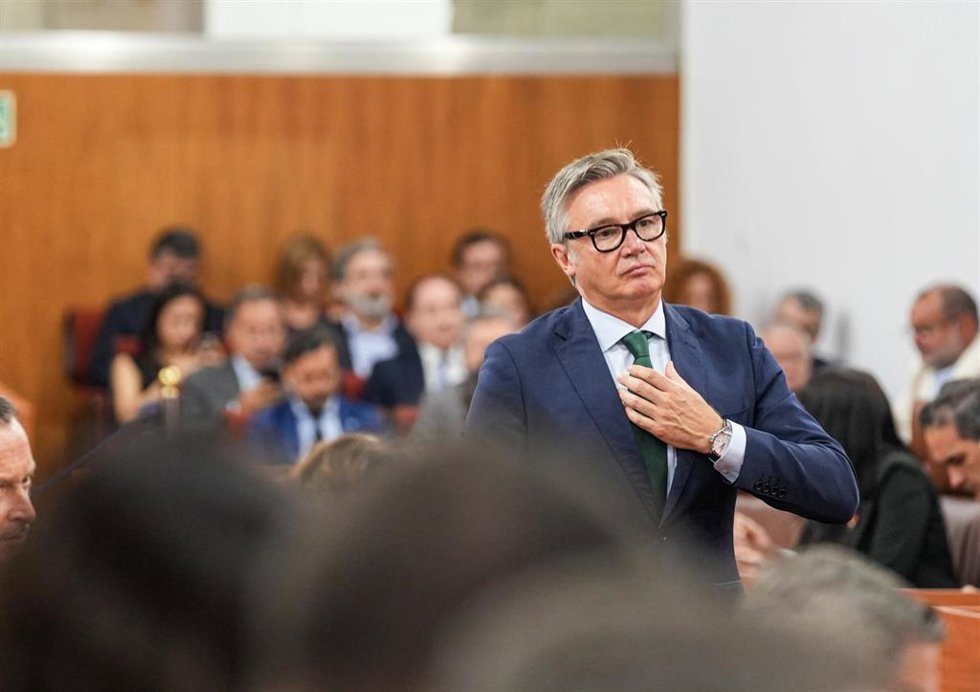 El portavoz del grupo parlamentario Vox en Andalucía, Manuel Gavira, participa en la elección del presidente del Parlamento durante la sesión constitutiva de la XIII Legislatura andaluza. A 11 de junio de 2026 en Sevilla (Andalucía, España). El Parlamento