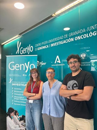 Investigadores del centro Genyo