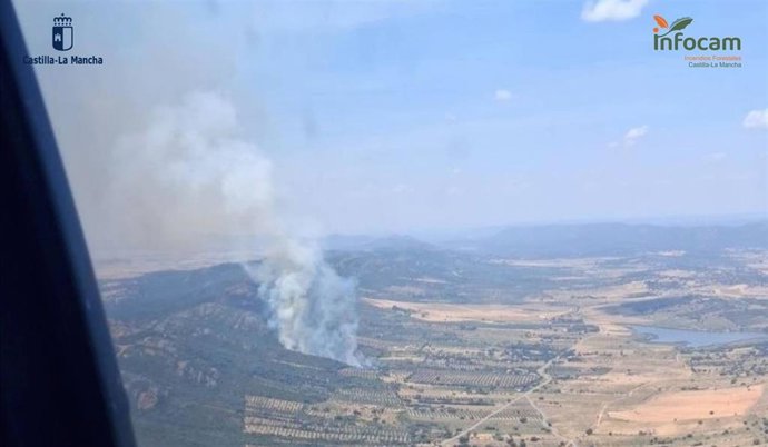 Incendio forestal en Brazatortas.