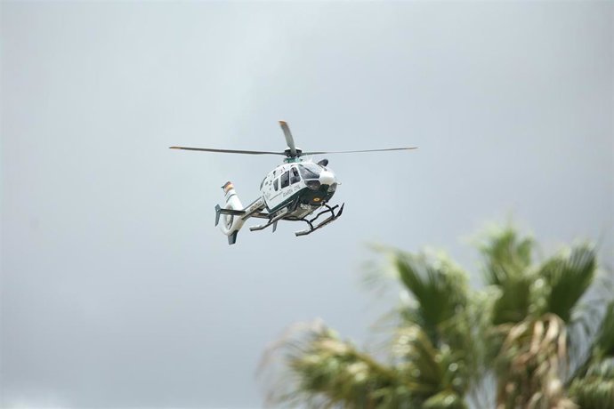 Archivo - Helicóptero de la Guardia Civil