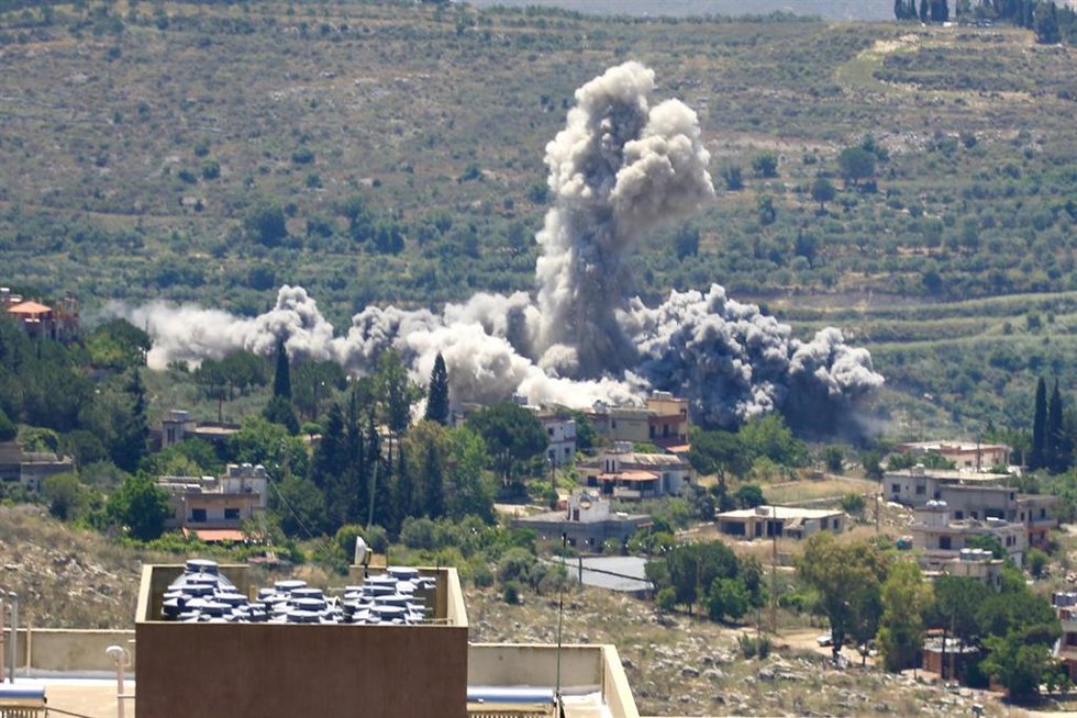Vista de Sarba, en el sur de Líbano, objeto de un ataque aéreo de Israel  