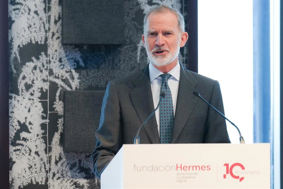 El Rey Felipe VI interviene durante la celebración del acto conmemorativo del décimo aniversario de la Fundación Hermes, a 11 de junio de 2026, en Madrid (España).