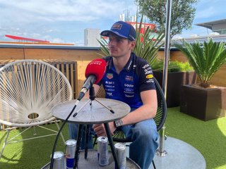 El piloto neerlandés de Fórmula 1 Max Verstappen (Red Bull) en una entrevista a Europa Press en el Circuit de Barcelona-Catalunya
