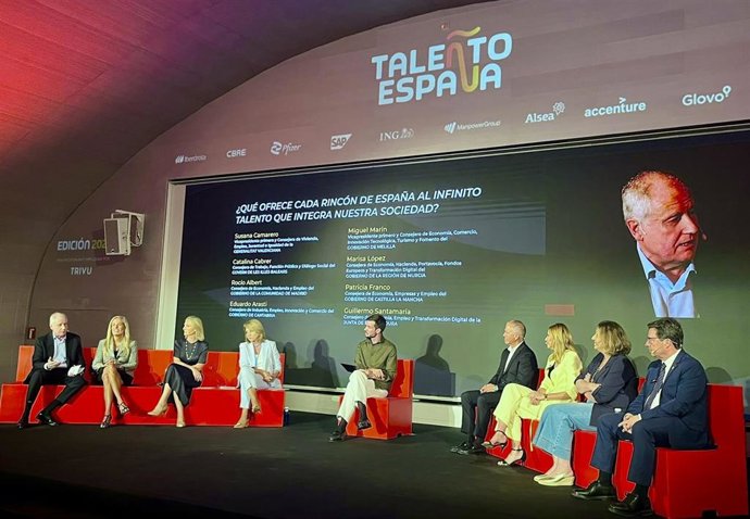 El consejero de Industria, Eduardo Arasti, en el Foro Talento España