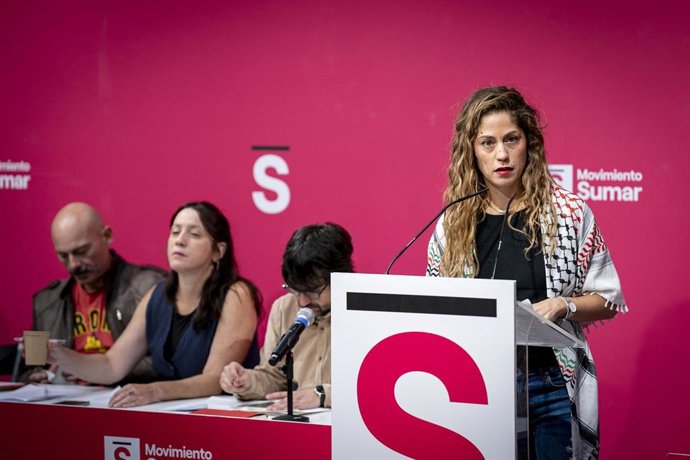 Archivo - La coordinadora del Movimiento Sumar, Lara Hernández, interviene durante la celebración del Grupo Coordinador de Movimiento Sumar, el primero del presente curso político, en el Espacio Unonueve, a 27 de septiembre de 2025, en Madrid (España). 