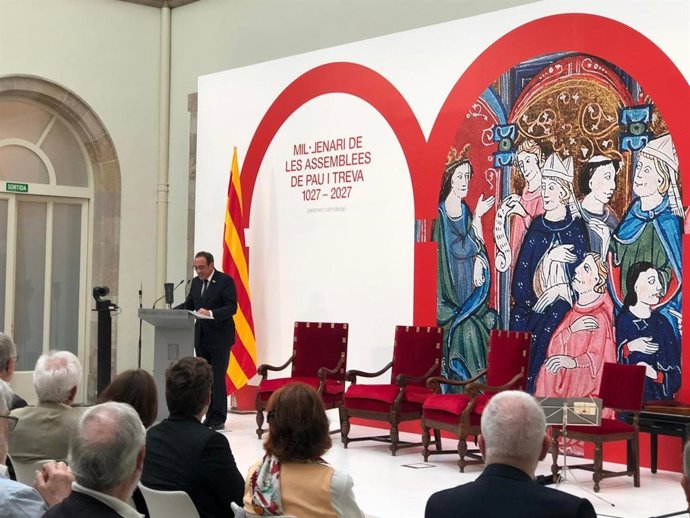 El presidente del Parlament, Josep Rull, en el acto de presentación de la conmemoración del milenario de las Assemblees de Pau i Treva de Déu,