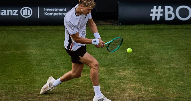 Tenis