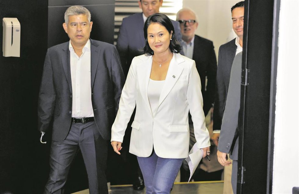 Archivo - La candidata de Fuerza Popular a presidir Perú, Keiko Fujimori, en una imagen de archivo