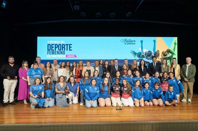 La II Gala del Deporte Femenino de Cantabria reconoce a Marta Castillo y Athenea del Castillo