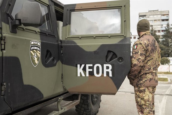 Archivo - February 14, 2025, North Mitrovica, Mitrovica, Kosovo: KFOR is a NATO-led international peacekeeping force in which 28 different countries contribute to since 1999.