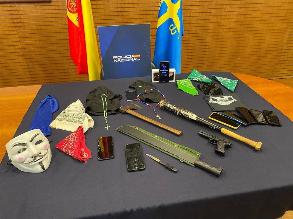 Efectos incautados por la Policía.