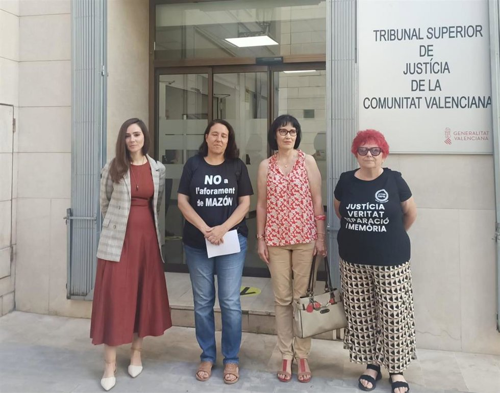 Víctimas de la dana piden al Tribunal Constitucional la retirada del aforamiento de Mazón por "fraude de ley"