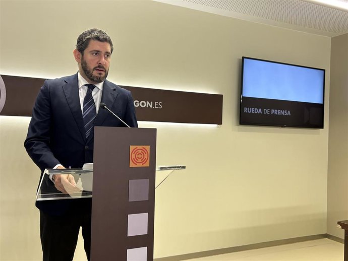 El vicepresidente del Gobierno de Aragón y consejero de Desregulación, Bienestar Social y Familia, Alejandro Nolasco.