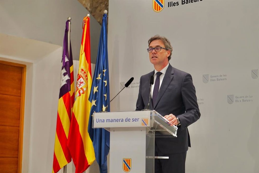 El portavoz del Govern, Antoni Costa, en rueda de prensa