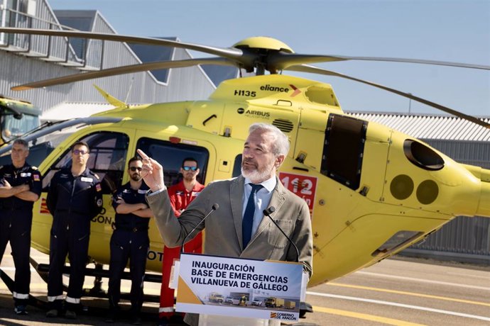 El presidente del Gobierno de Aragón, Jorge Azcón, en la inaguración de la Base de Emergencias de Villanueva de Gállego