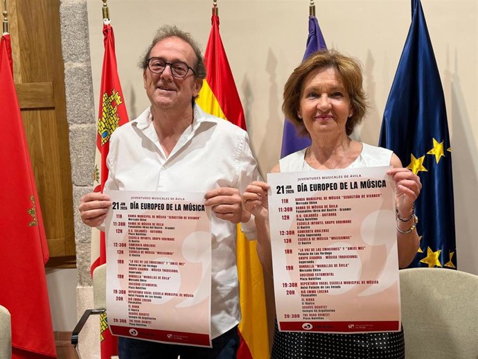 El concejal de Cultura y la presidenta de Juventudes Musicales.