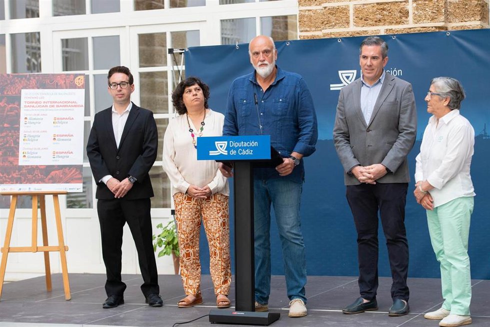 El vicepresidente segundo de la Diputación de Cádiz, Javier Vidal, en la presentación del Torneo Internacional Sanlúcar de Barrameda