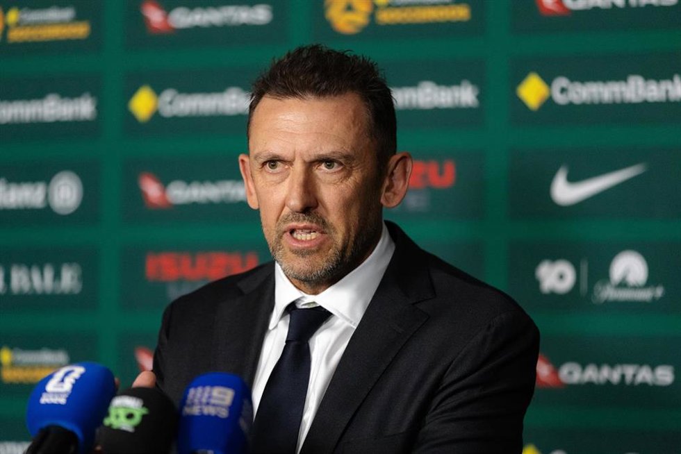 El seleccionador australiano de fútbol Tony Popovic