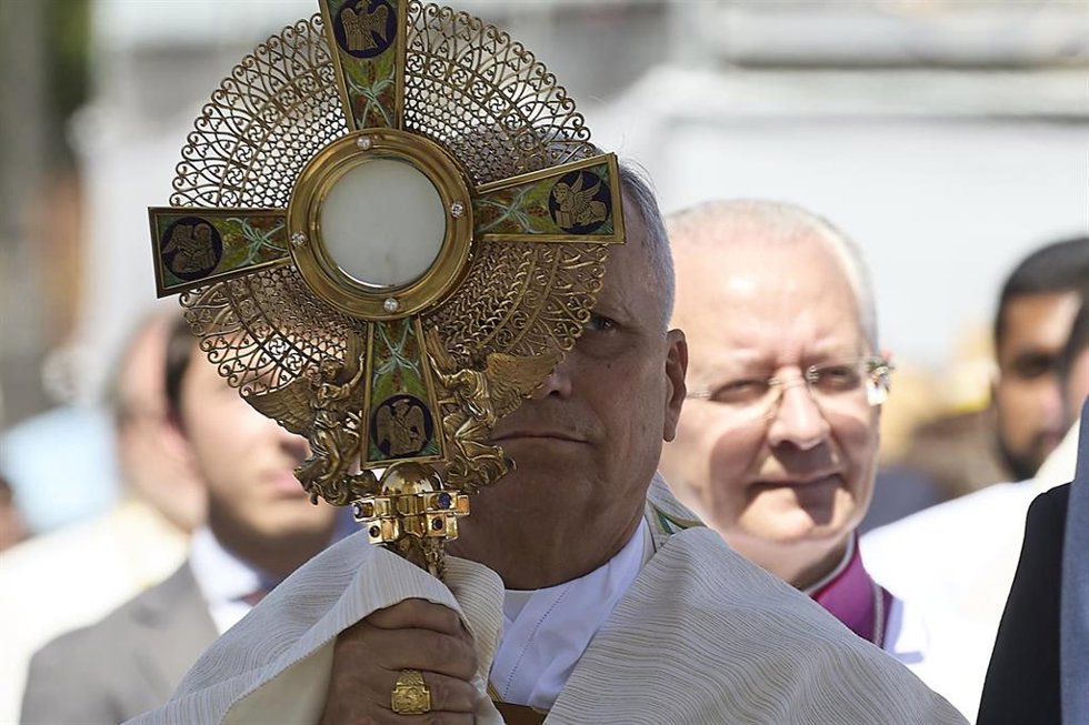 El Papa León XIV preside la procesión de la festividad del Corpus Christi, en la Plaza de Cibeles, en la Plaza de Cibeles, a 7 de junio de 2026, en Madrid (España). El Papa León XIV oficia la solemnidad del Corpus Christi en Madrid con una misa y posterio