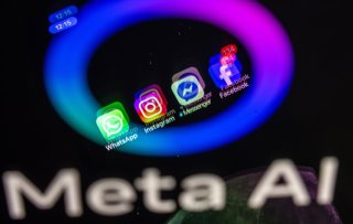 SocialMedia