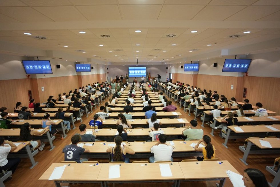 Un momento de la realización de la PAU en la Universidad de Córdoba.