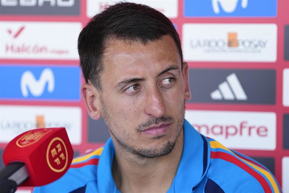 Mikel Oyarzabal, en rueda de prensa.