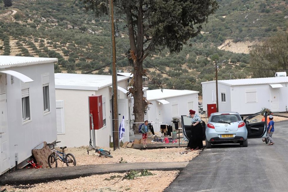 Archivo - Asentamiento ilegal israelí en Cisjordania
