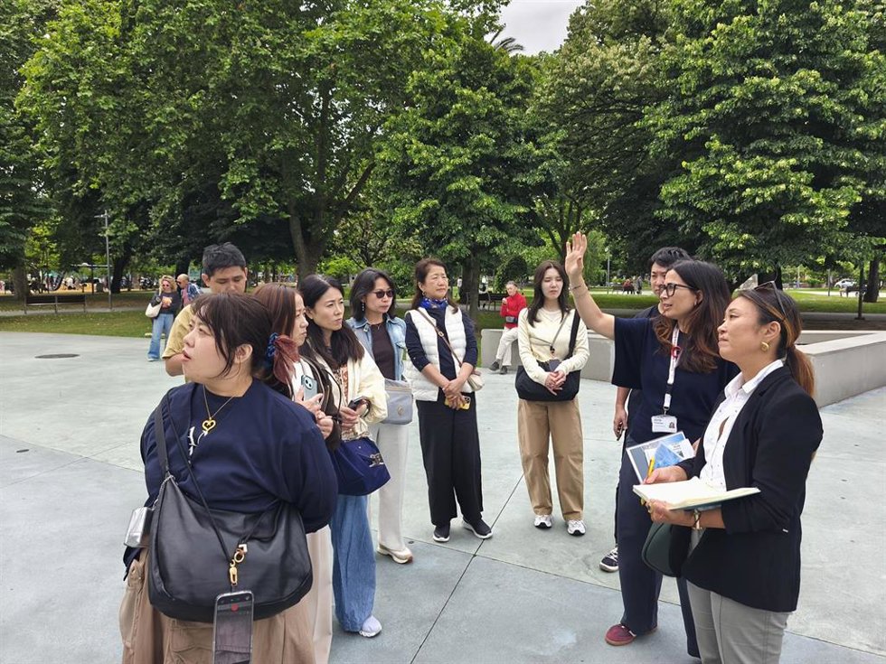 Agentes de viaje y turoperadores japoneses descubren Cantabria como destino turístico