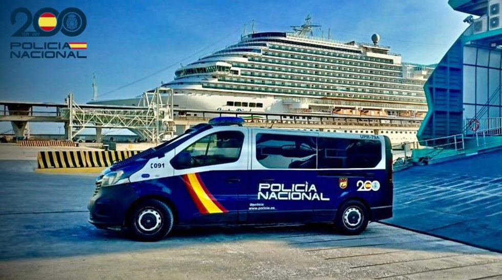 Detenido por amenazar de muerte con una navaja a un menor por hacer ruido en un ferry hacia Palma