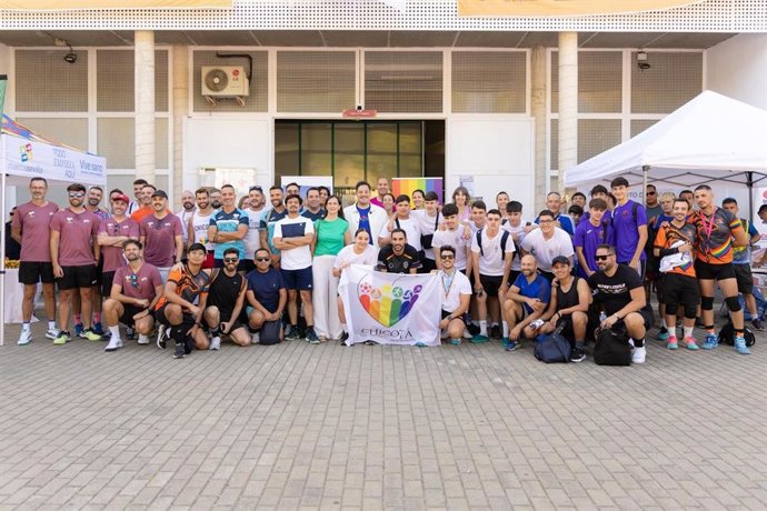 Segunda Copa Arcoíris contra la Lgtbifobia en el deporte en Sevilla.