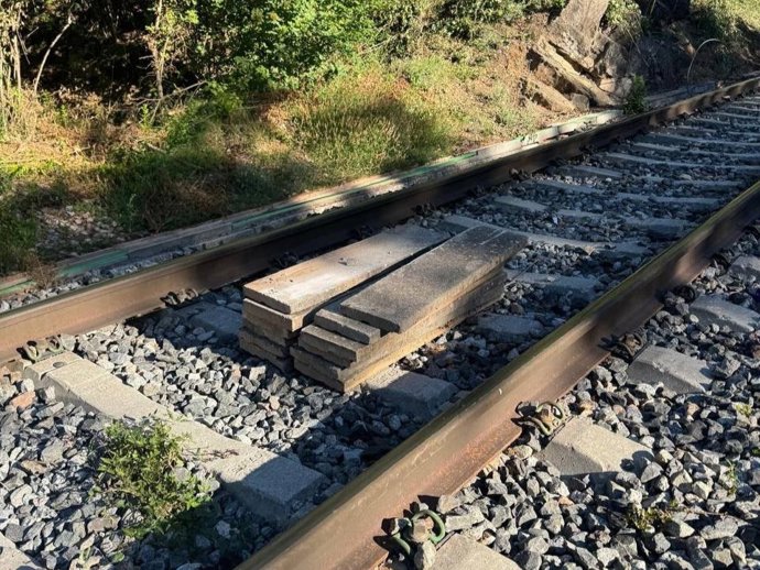 Incidència en les instal·lacions de la línia R3 de Rodalies