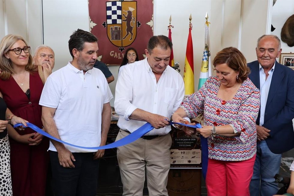 Gálvez da el pistoletazo de salida a la I Feria de Caza y Pesca que nace para convertirse en "referente provincial"