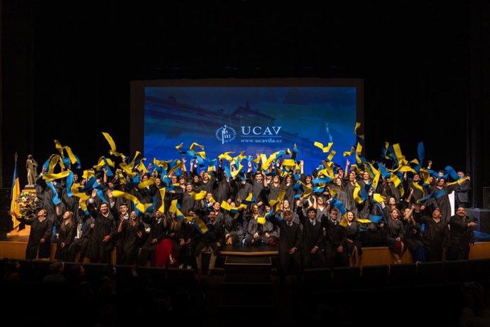 La Universidad Católica de Ávila celebra la graduación de 250 alumnos de la promoción 2026